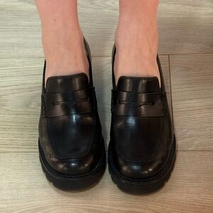 Classic Black Loafers for woman Paul Green
